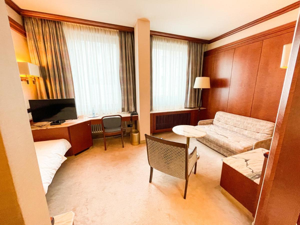 Gaestehaus Sophienstrasse Stuttgart Eksteriør bilde